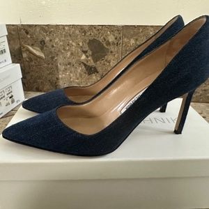 Manolo Blahnik BB 90 Pumps, Denim